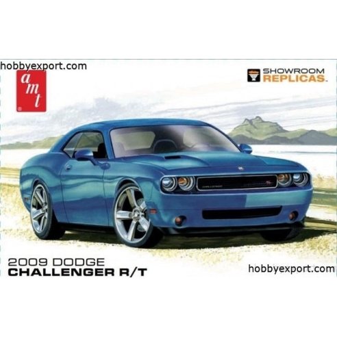 AMT  1 25 KIT   Dodge Challenger 2009 R T