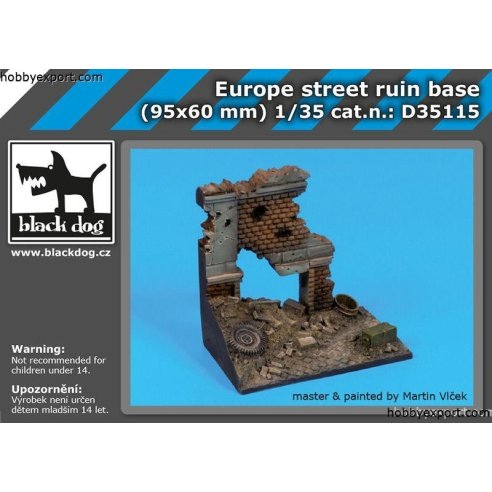 Black Dog   	1 35 KIT  EUROPE STREET RUIN BASE