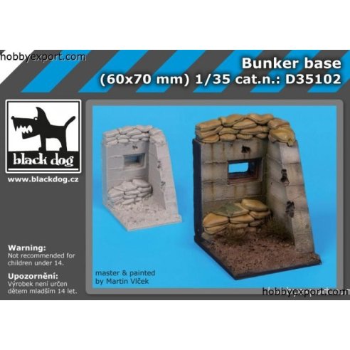 Black Dog   	1 35 KIT BUNKER BASE