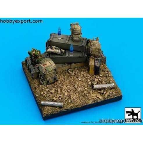 Black Dog  	1 35 KIT  US ARMY BASE