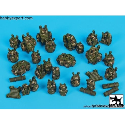 Black Dog   	1 35 GRADE UP FRENCH EQUIPMENT ACCESSORIES SET