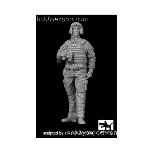 Black Dog  	1 35 KIT  FRENCH MODERN TANK CREW NO.2