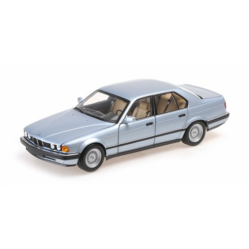 Minichamps BMW 730I E32 LIGHT BLUE METALLIC 1986 1/18