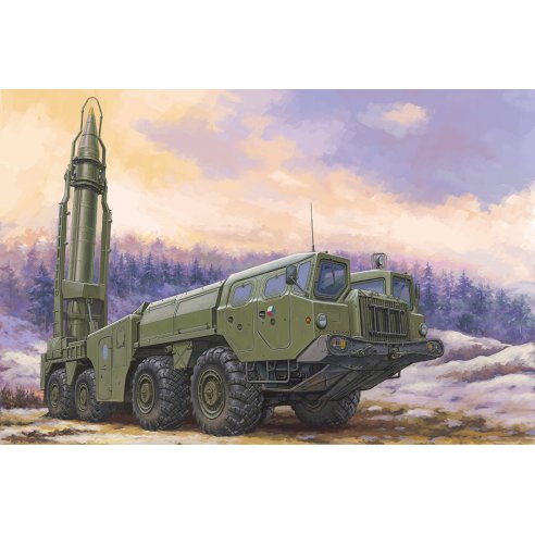 HOBBY BOSS kit SOVIET 9P117M1 LAUNCHER WITH R17 ROCKET OF 9K72 MISSILE COMPLEX ELBRUS SCUD B 1/72