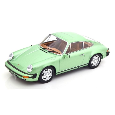 KK-Scale PORSCHE 911 COUPE LIGHT GREEN METALLIC 1978 1/18