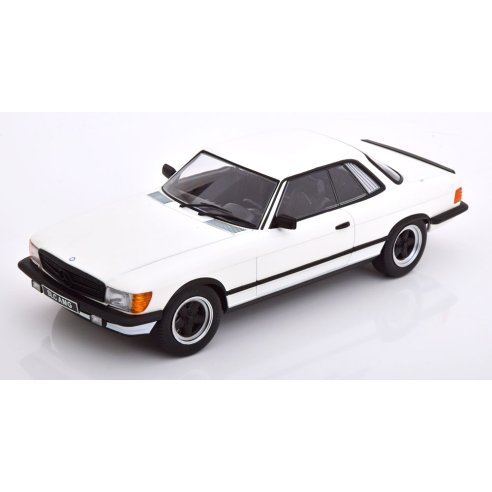 KK-Scale MERCEDES 500 SLC 6.0 AMG C107 WHITE &amp; MATT BLACK 1985 1/18