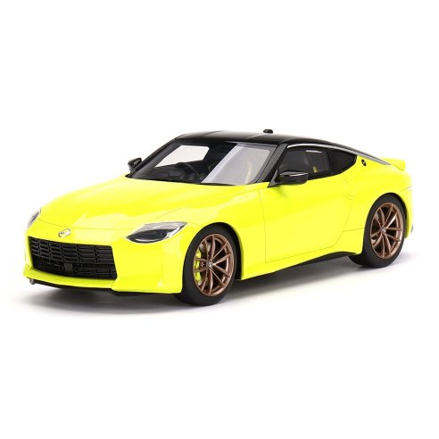 TSM Model True Scale Miniatures NISSAN FAIRLADY Z PROTO SPEC 2023 IKAZUCHI YELLOW RHD TOP SPEED 1/18