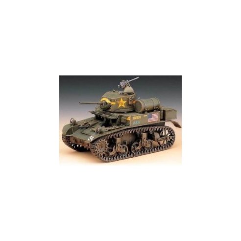 Academy 1/35 U.S. M3A1 Stuart Light Tank