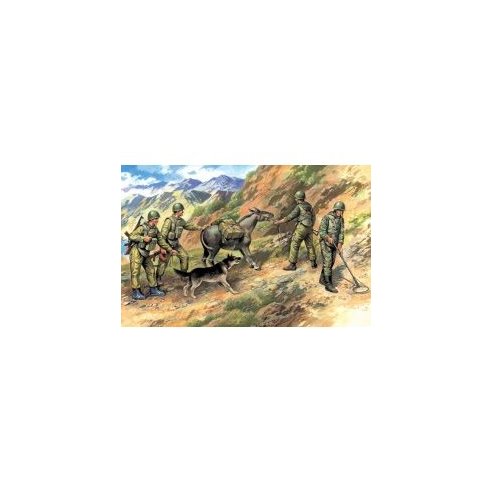 ICM 1/35 Soviet Sappers (1979-1988) (4 figures - 3 soldiers, 1 sapper, donkey figure, dog figure)