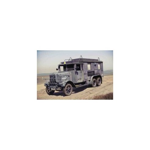 ICM 1/35 Henschel 33 D1 Kfz.72, WWII German Radio Communication Truck