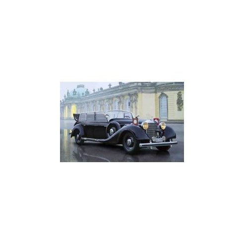 ICM 1/35 Typ 770K (W150) Tourenwagen, WWII German Leader''s Car