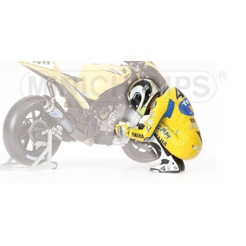 Minichamps PILOTA VALENTINO ROSSI PREGARA MOTOGP 2006 1/12