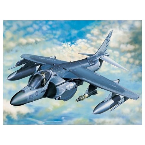 TRUMPETER KIT AV-8B HARRIER II PLUS 1/32